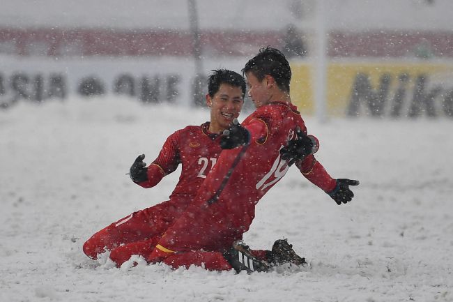 全场比赛结束，曼城主场1-1战平利物浦。